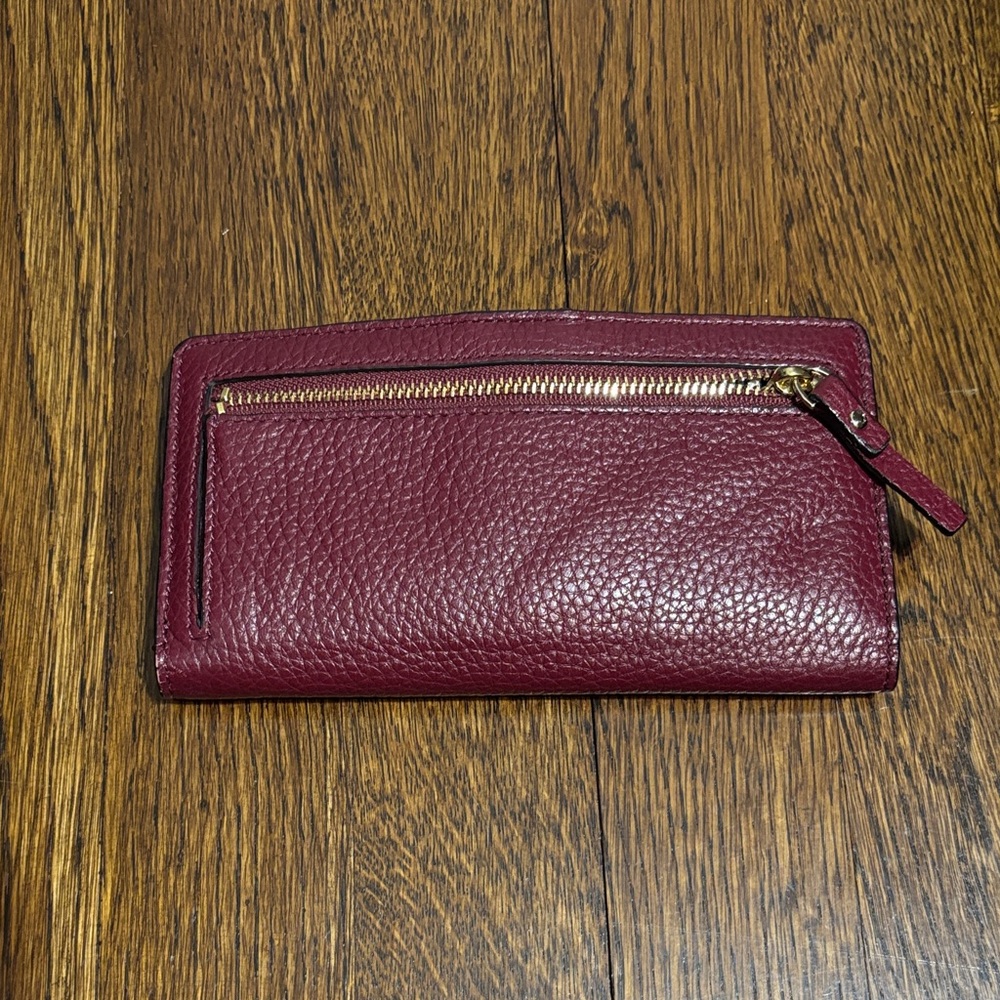 kate spade Burgundy Pebbled Leather Continental Wallet with Gold Logo - Picture 3 of 3